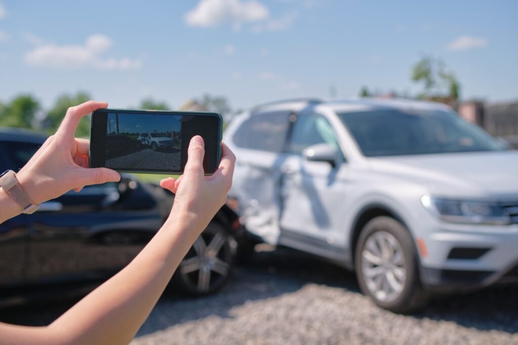 Auto met schade of wrak verkopen? Zo doe je het veilig en snel | carswitch.be
